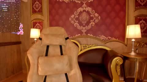 Helen or Hells online show from October 23, 12:50 pm