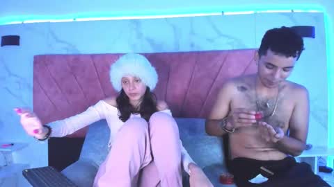 H E L L   AND  D A N T E online show from December 23, 2:40 am