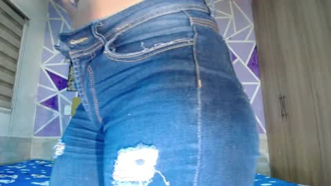 hellen maya online show from April 29, 10:25 pm