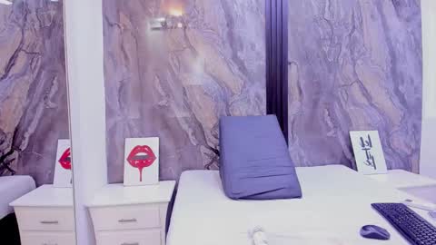 Hellen johanson online show from February 19, 7:57 pm