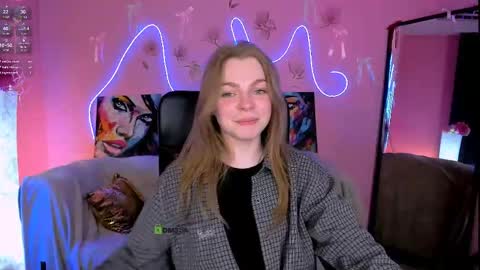 Helli online show from May 5, 7:41 pm