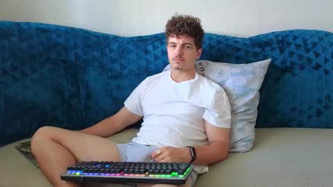 Remy online show from September 12, 7:32 am