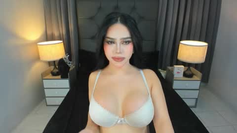 HENNESSY online show from March 1, 9:02 am