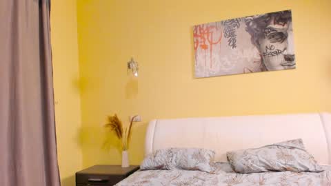 Lillian Lily online show from December 27, 2:33 pm