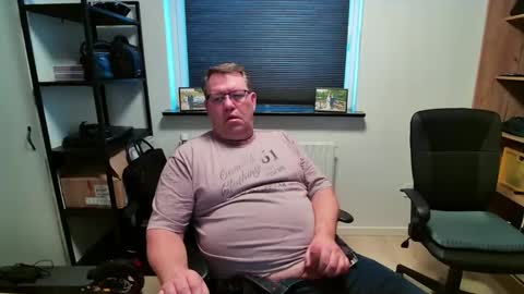 henrikrp1971 online show from March 7, 11:10 am