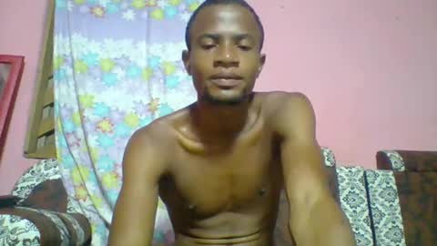 Adrian Honey online show from December 18, 3:15 am