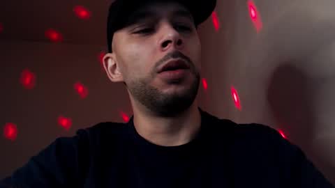 HenryAxe online show from October 30, 9:43 am