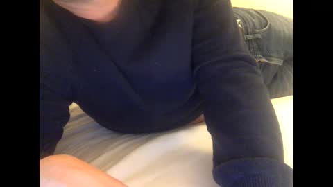 Snapshot of henryhipster chatting on October 15, 6:20 pm Henryhipster sub spank useme new Europe Twink kiss first fit kinky naughty online show from October 15, 6:20 pm