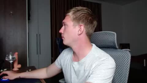 Gregblonde  Alextattoo online show from September 25, 12:23 pm