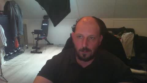 herejust4yoy online show from June 13, 5:23 pm