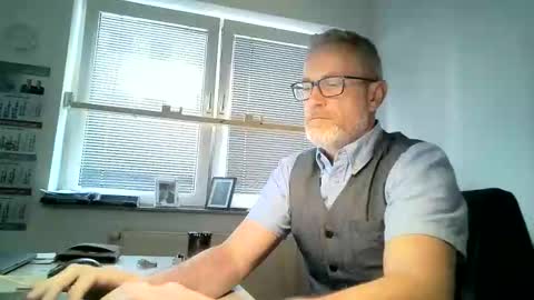 hering76 online show from May 29, 6:22 am