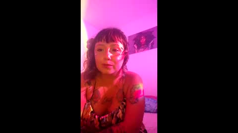 hermaioni77 online show from May 11, 4:41 am