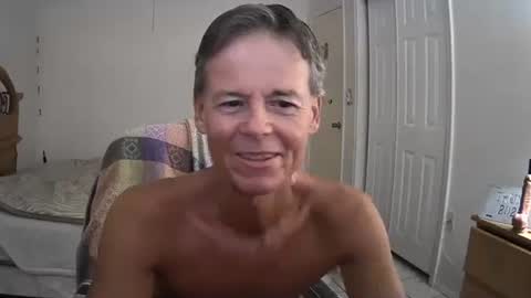 hewes1 online show from September 29, 7:02 pm