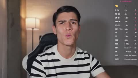 hey_cesard online show from April 13, 8:46 pm