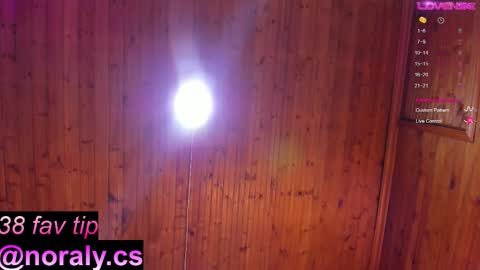 Noraly  online show from October 30, 6:03 am