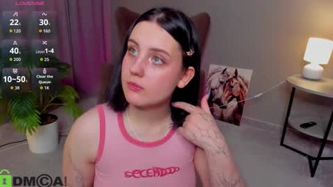 Tessa online show from November 26, 11:18 am