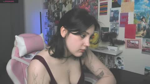 Tessa online show from April 15, 7:38 pm