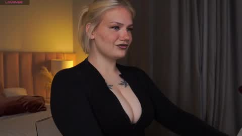 heynoirsam online show from June 7, 6:29 am