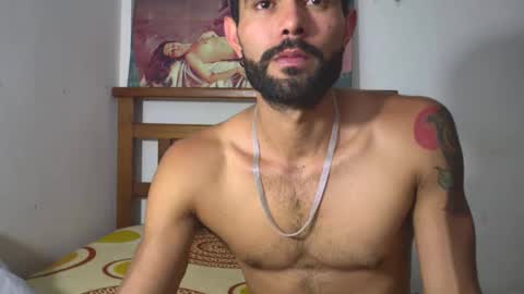 hideonbush online show from April 9, 4:56 pm