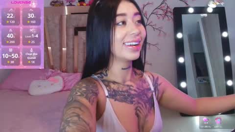 LUNA new account  FOLLOW ME online show from November 16, 7:49 pm