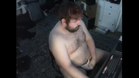 hipguy91 online show from February 13, 8:01 pm