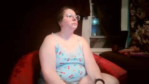 Bella online show from March 7, 2:33 am