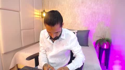 Hisoka online show from March 1, 2:27 am