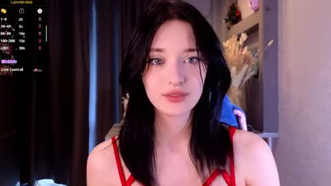 Ella online show from July 12, 7:44 am