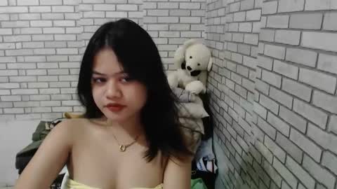 hoelyfloryn online show from February 20, 9:55 am