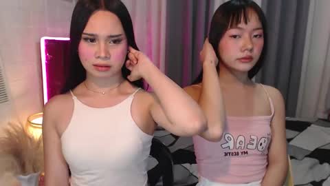 hoelymolly online show from March 7, 4:18 pm