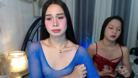 hoelymolly online show from May 15, 7:28 am
