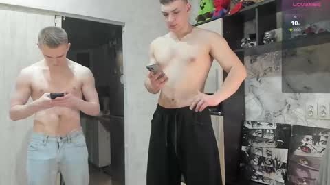 Extaz  Athrey  Howard online show from February 14, 5:26 pm