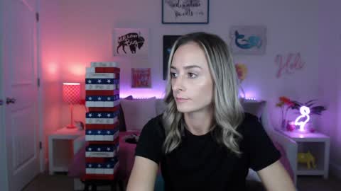 Holi Hurricane online show from September 14, 4:48 am