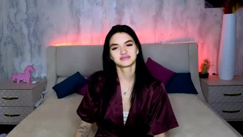 Holly online show from May 14, 12:53 am