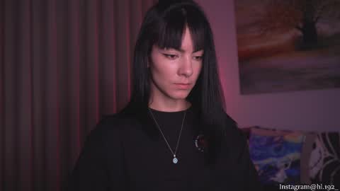 Holly Linder online show from February 27, 2:35 am