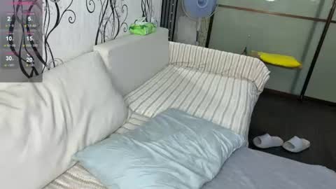 holy_eggs_00 online show from July 29, 8:42 pm
