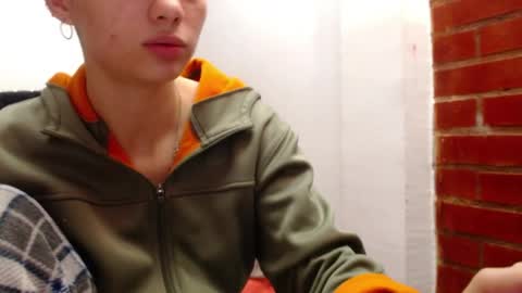 Juli online show from April 12, 5:33 am