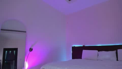 Kira Purrr online show from February 14, 6:56 am