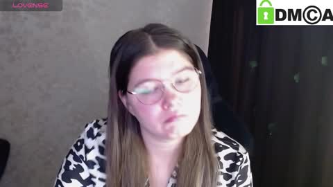 Snapshot of holy_michela chatting on September 20, 5:10 am Welcome guys  Pleasure to see you all here  My name is MichaelaTip menu is active Private is open  online show from September 20, 5:10 am
