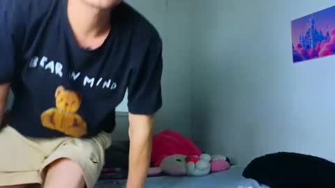      online show from March 4, 4:09 am