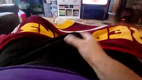 holycannoli123 online show from October 30, 1:55 pm