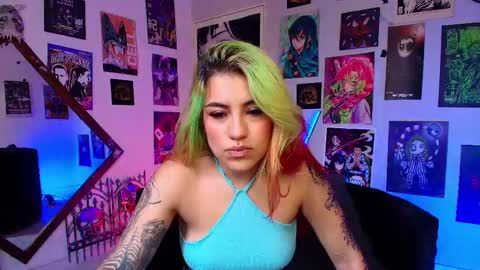   online show from February 9, 3:01 pm