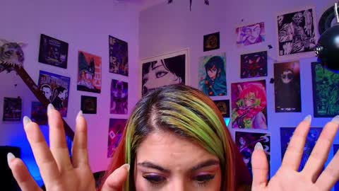   online show from February 4, 6:17 pm