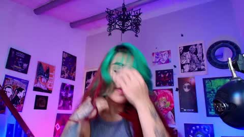   online show from January 28, 8:36 pm
