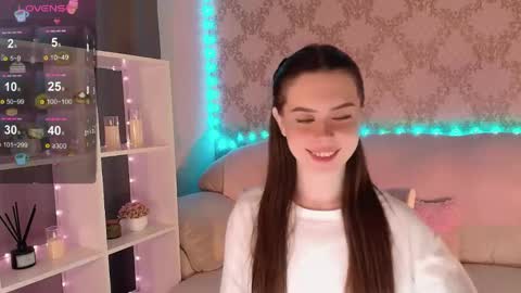 Mia online show from May 30, 4:11 am