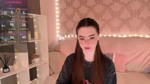 Mia online show from April 18, 4:03 am