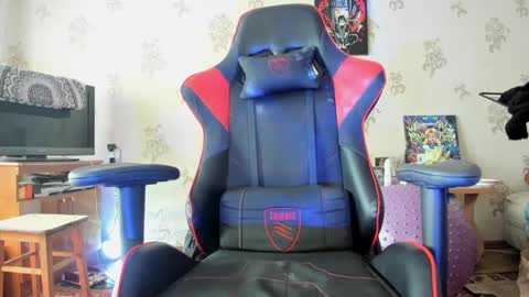 its a new adalaw666 paige online show from February 2, 8:13 am