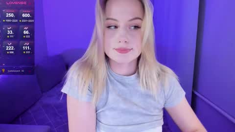 Tammy online show from September 19, 8:34 pm