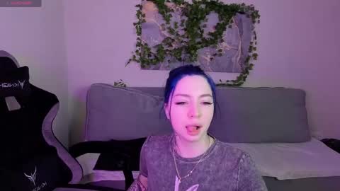 Honey online show from June 2, 1:40 am