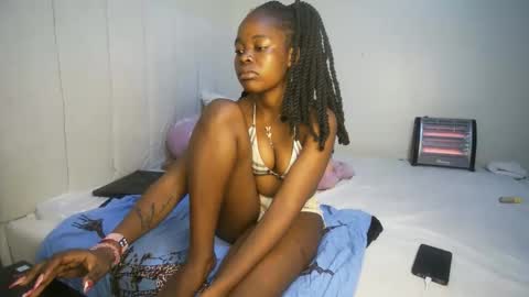 honey drop online show from March 22, 1:20 am